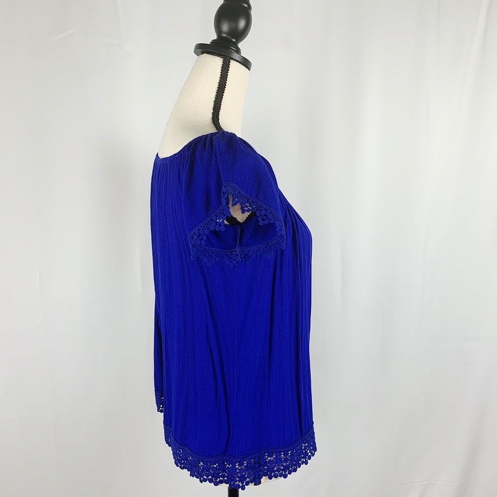 Alya Blouse‎ - Picture 7 of 10